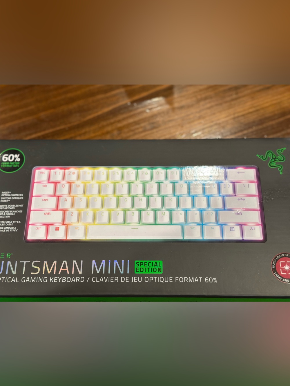 White razer Mini special edition Keyboard - Rainbow Backlight and mouse set.